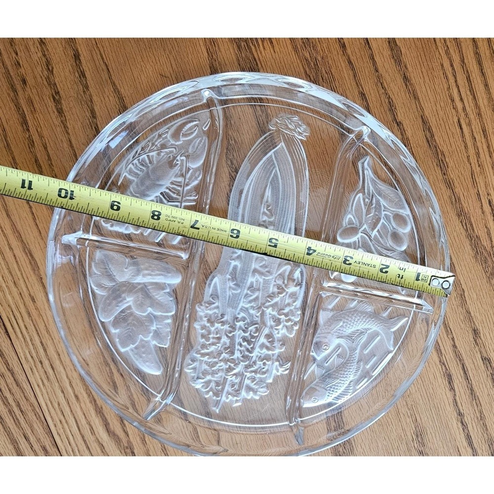 Clear Glass Round Serving Platter Divided Tray Seafood Vegetables Embossed